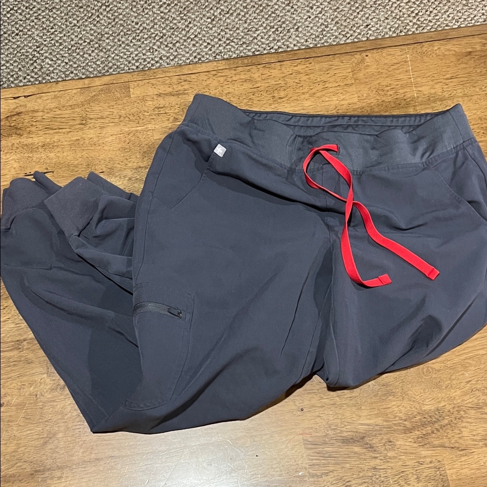 Figs Charcoal zaroma petite